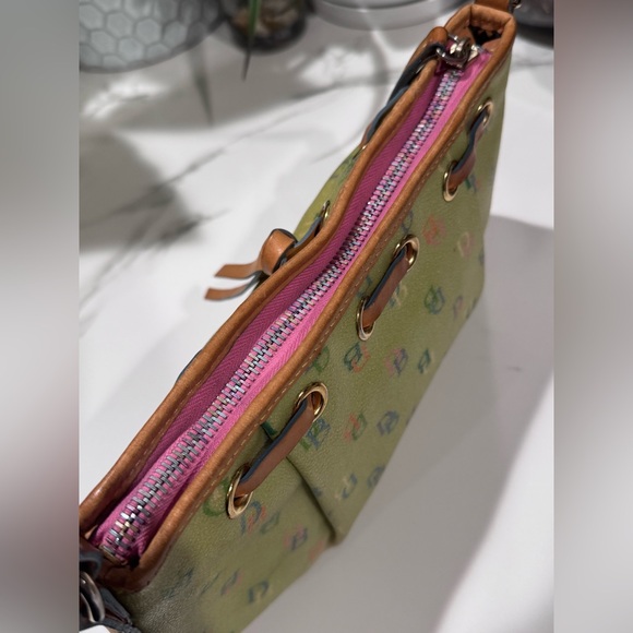 Dooney & Bourke Bright ๐โ๐ฉ Green Multicolor Mini Shoulder Bag ๐ - Picture 5 of 7